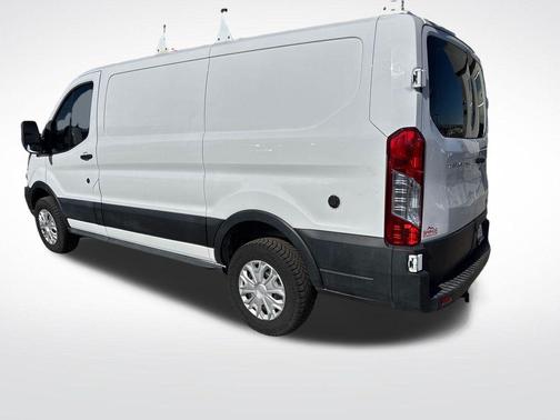 Oxford White 2019 Ford Transit-250 Base