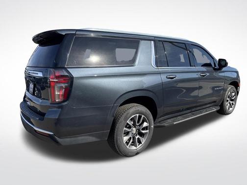 Shadow Gray Metallic 2021 Chevrolet Suburban LT