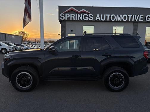 2025 Toyota 4Runner TRD Off Road