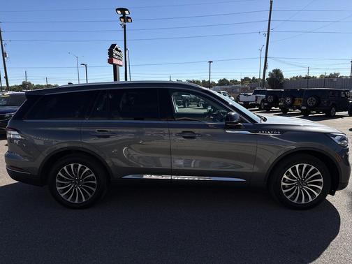 2023 Lincoln Aviator Reserve AWD