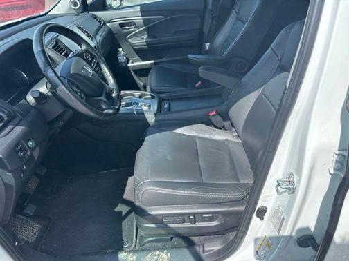 Platinum White Pearl 2022 Honda Pilot AWD EX-L