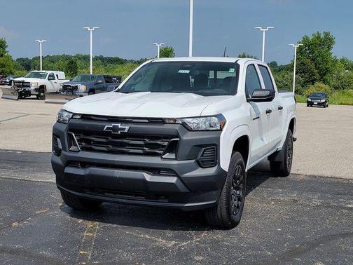 Summit White 2026 Chevrolet Colorado WT
