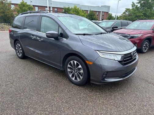 Modern Steel Metallic 2024 Honda Odyssey EX-L
