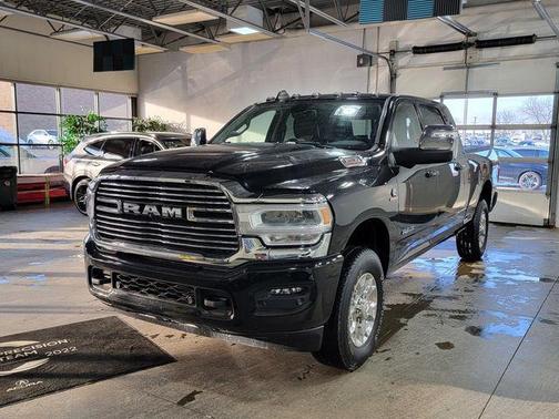 Diamond Black Crystal Pearlcoat 2023 RAM 3500 Laramie Mega Cab 4x4 6'4' Box