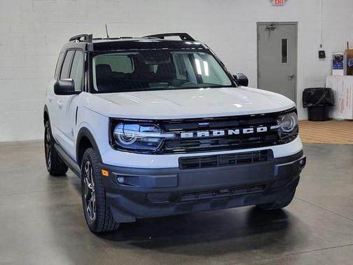 Oxford White 2024 Ford Bronco Sport Outer Banks