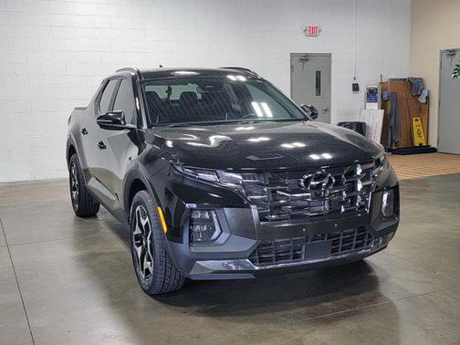 Phantom Black 2022 Hyundai SANTA CRUZ Limited