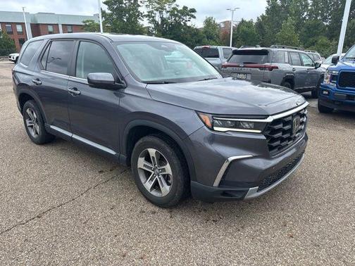 Modern Steel Metallic 2023 Honda Pilot AWD EX-L 7 Passenger