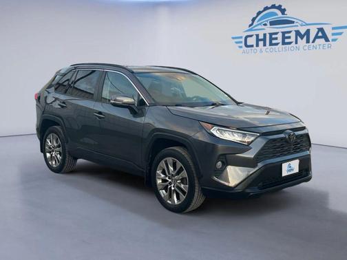2019 Toyota RAV4 XLE Premium