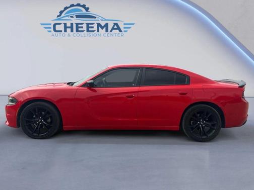 2018 Dodge Charger SXT
