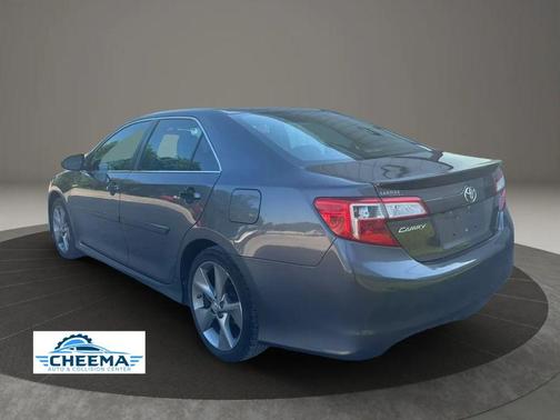 Magnetic Gray Metallic 2014 Toyota Camry SE Sport