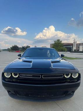 2017 Dodge Challenger SXT