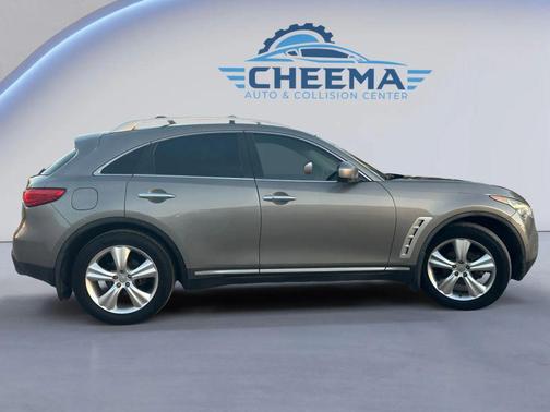 2010 INFINITI FX35 Base