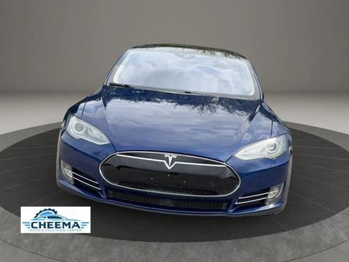 Blue 2015 Tesla Model S 85D