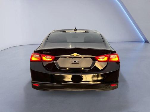 2017 Chevrolet Malibu 1LS