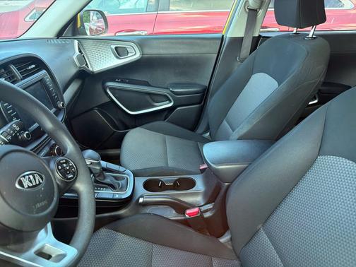 Solar Yellow 2020 Kia Soul LX
