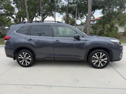 Magnetite Gray Metallic 2020 Subaru Forester Limited