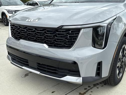 Wolf Gray 2026 Kia Sorento S