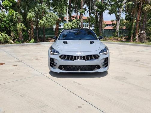 2023 Kia Stinger GT2