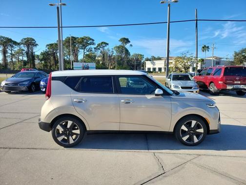 2020 Kia Soul EX
