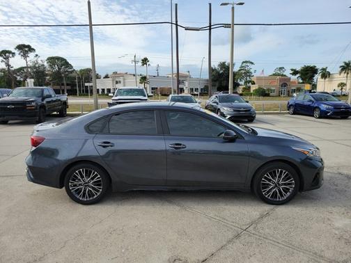 2023 Kia Forte GT-Line