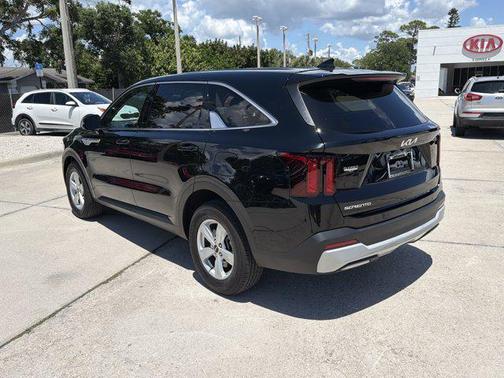 Ebony Black 2025 Kia Sorento LX