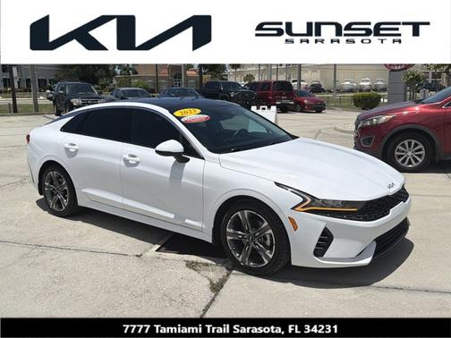 Glacial White Pearl 2023 Kia K5 EX
