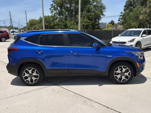 Neptune Blue 2023 Kia Seltos EX