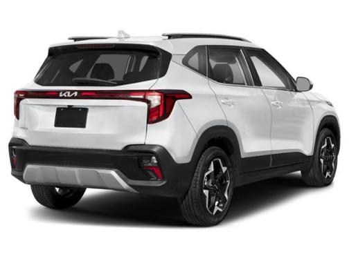 Snow White Pearl 2024 Kia Seltos EX