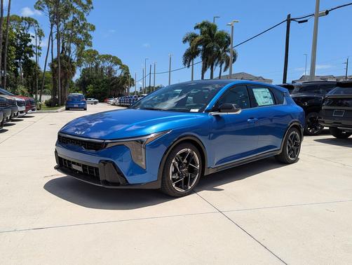 Wave Blue 2026 Kia K4 GT-Line