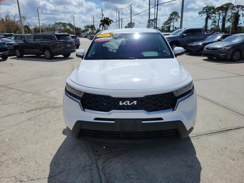 2023 Kia Sorento LX