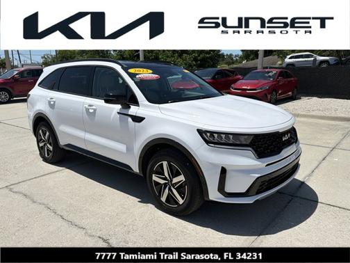 Glacial White Pearl 2023 Kia Sorento S