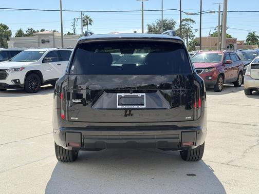 Ebony Black 2027 Kia Telluride Hybrid X-Line SX