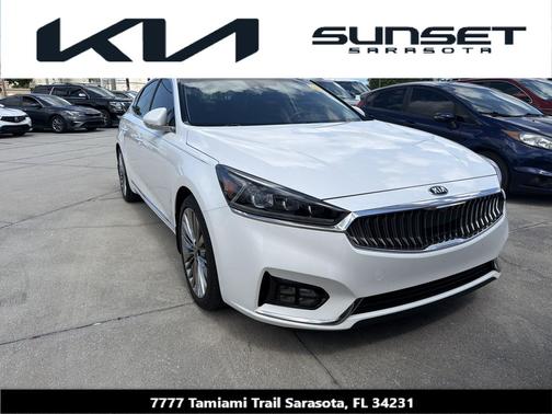 Snow White Pearl 2017 Kia Cadenza Limited