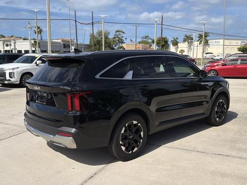 Ebony Black 2024 Kia Sorento S