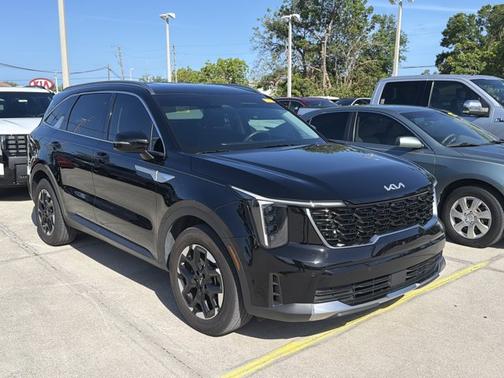 Ebony Black 2024 Kia Sorento S