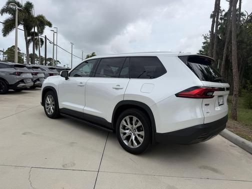 White 2024 Toyota Grand Highlander Limited