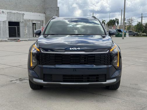 Vesta Blue 2027 Kia Sportage Hybrid EX