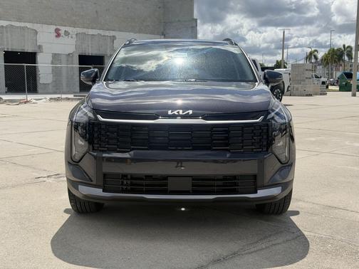 Panthera Metal 2027 Kia Sportage EX