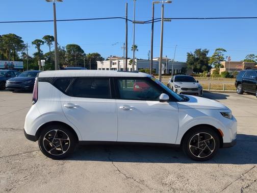 2024 Kia Soul EX