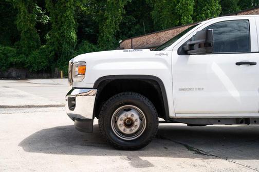 Summit White 2019 GMC Sierra 3500 Base