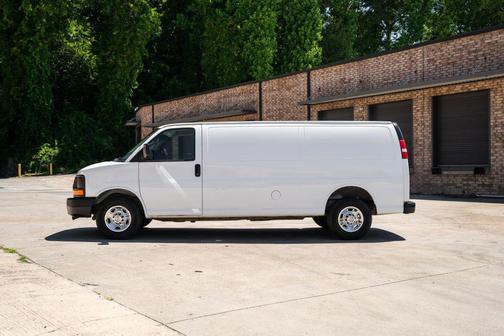 Summit White 2016 Chevrolet Express 2500 Work Van