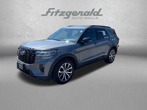 CARBONIZED GRAY METALLIC 2025 Ford Explorer ST-Line
