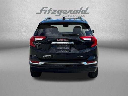 2024 GMC Terrain Denali