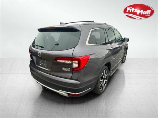 2019 Honda Pilot Touring 8-Passenger