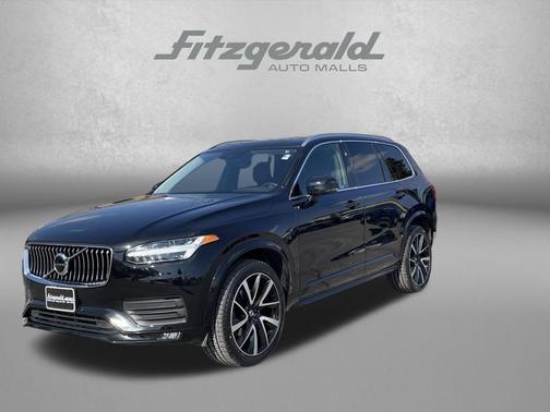 2020 Volvo XC90 T6 Momentum