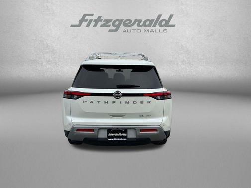 Pearl White 2023 Nissan Pathfinder SL 4WD