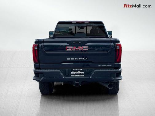 2025 GMC Sierra 2500 Denali