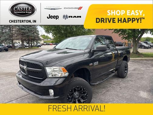 Brilliant Black Crystal Pearlcoat 2018 RAM 1500 Express