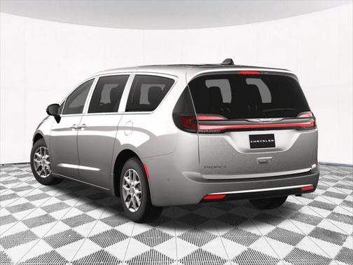 2025 Chrysler Pacifica L
