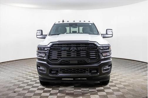 2025 RAM 2500 Tradesman Crew Cab 4x4 8' Box